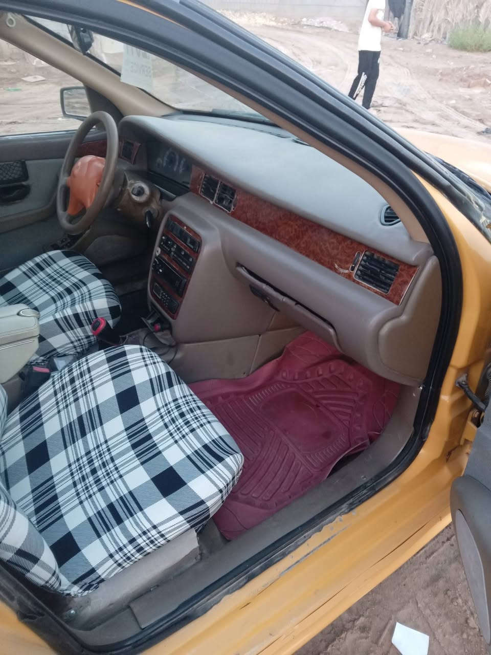 سلام عليكم سمند البيع موديل ٢٠٠١١ سياره سنويه عضم عاج صاقطة ٢٠٠١٩ رقم سياره ميسان المالك ميسان  هيئة وغرامه على  مشتري عنوان الدوانية الحمزه شرقي  سعره ١٦ اتصال البيع *********** كوم حديده البيع كوم حديده  سياره شغال جديد بس اني البيع كوم حديده
