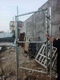 متاح باب حديقة بيارسي جديد عرض 125 ارتفاع 2متر  كامل مع جرجوبة السعر 3...