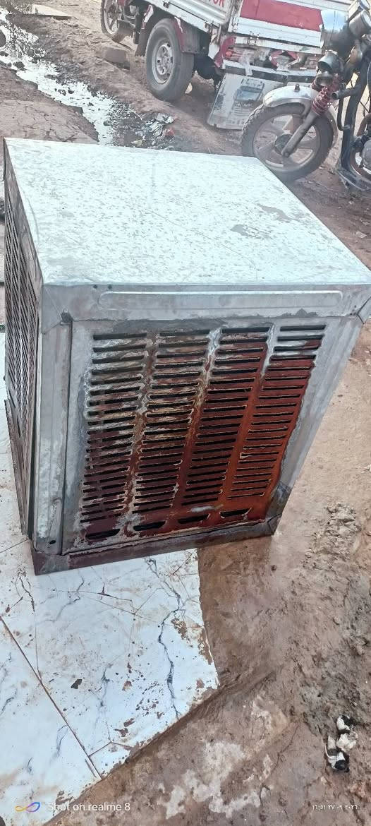 السلام عليكم قشر مال مبرده للبيع السعر 20 وبمجال

نص مكتوب في الصور:
- Shot on realme 8 2026.09.27 16:51
- Shot on realme 8
- ١٦:٥١ ٢٧ ٠٩ ٢٠٢٦