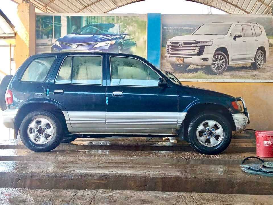 السلام عليكم 
سبورتج 96 مكينة فور اس كير اومتماتيك 
السيارة دوشمة جديدة
صبغ عام اثر جراد 
خير من الله 
السيارة بأسمي 
رقم انكليزي بغداد مشروع وطني
السعر 47 
***********
