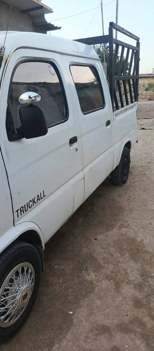 للبيع • شاحنة