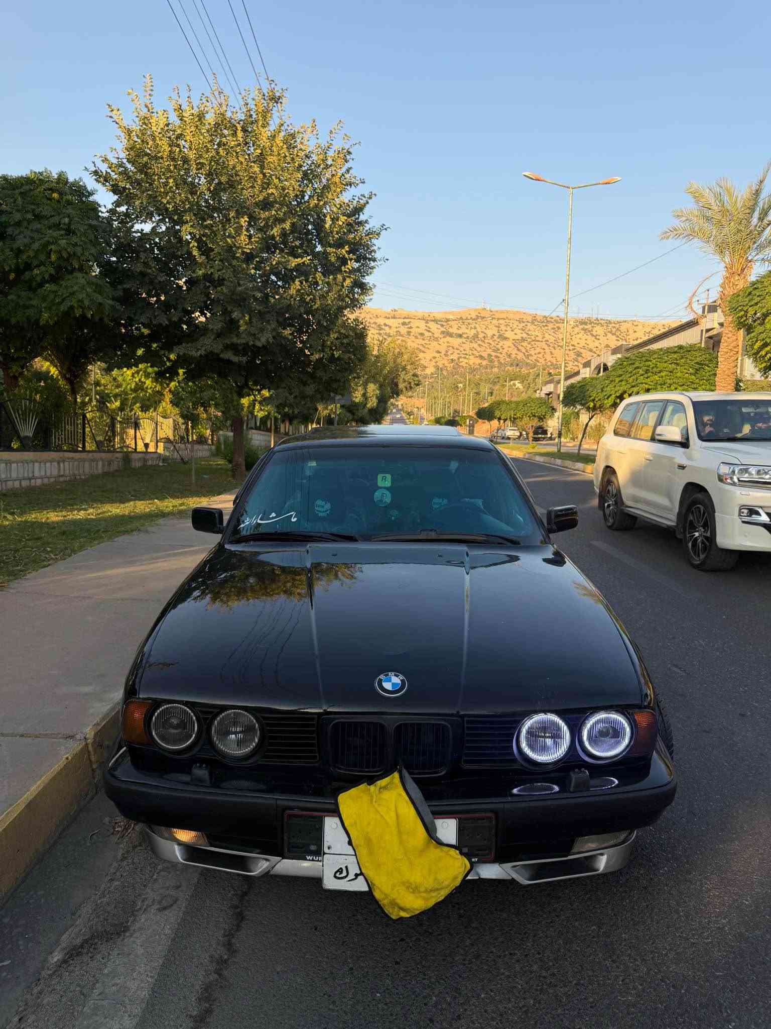 ‎بەناوی خودای گەورەو میهرەبان 
bmw 1992 | 525i کەپس دیجتاڵ
‎گێر مەکینە بەشەرت لۆک ئەگەر یەکتۆز هەڵم و  بوخاریشی هەبوو مەیبە - 
‎سەیارەکە نمونەیە لە جوانی ماشاءأللە موس و
‎بڕاوە و پشت و پێش کەپس تەنها کورە کراوە بۆ جوانی - گێڕ عای سڵاید گێچ عەڵقە و 300 ناو غورفە کارەبایاتی و دەرەوەی بەشەرت تەبرید سارد و گەرم ناو غورفەی زۆر جوانە سەیارەکە بێ مەسرەفە تایەکانی ئیمڕۆ بۆم بەستاوە لەگەڵ پاتری 110ئەمپێر - تاخم نۆزڵ تازە سێرڤسی عامی بۆ کراوە لە پێش تا پشت سەر وەلفەکانی ناو مەکینەی پاک کراوەتەوە سەیارەکە هی خۆمە هی مەعرەز نییە هەموو گیانی بەشەرتە 

‎ڕەقەم دهۆک 4 وەرەقە غرامەی لەسەرە پاش مەعمەلە ئەیگێڕیتەوە بە نسبەت سعریشی 50 وەرەقەو مەجالێکی برایانە تکایە موشتەری نیت سەری من و خۆتیش مەیەشێنە 
‎*********** رقم
‎*********** واتساپ أربيل, العراق
