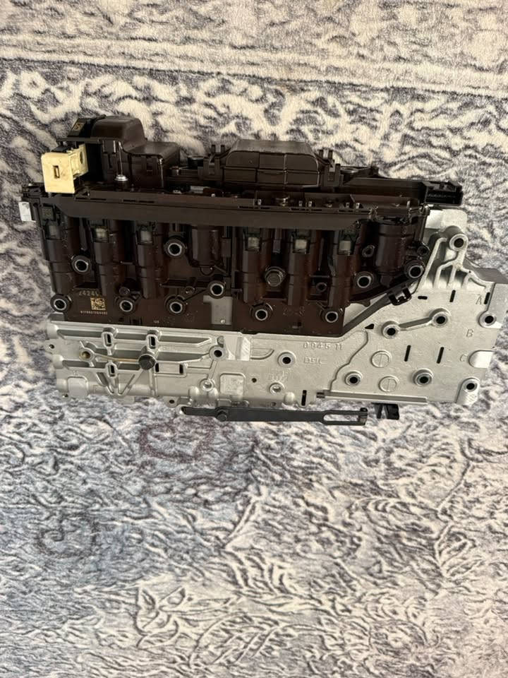 القطعة: عقل كير مع الخارطة وحساسات السولنويد
• (Valve Body with Control Module)
السيارة المطابقة: شيفروليه تاهو / جي إم سي يوكن (موديل 2017
ول 2015-2020 لكير 6 نمر).
الحالة: مستعمل بحالة ممتازة جداً (مستعمل مرة واحدة فقط )
وأصلي وكالة GM.
النظافة: فحص وخالي من أي عيوب أو مشاكل كهربائية/
ميكانيكية.
السعر المطلوبة: [750,000].
الموقع: [ميسان / حي الخليج ].
للتواصل: [المراسلة على وتساب ***********]

