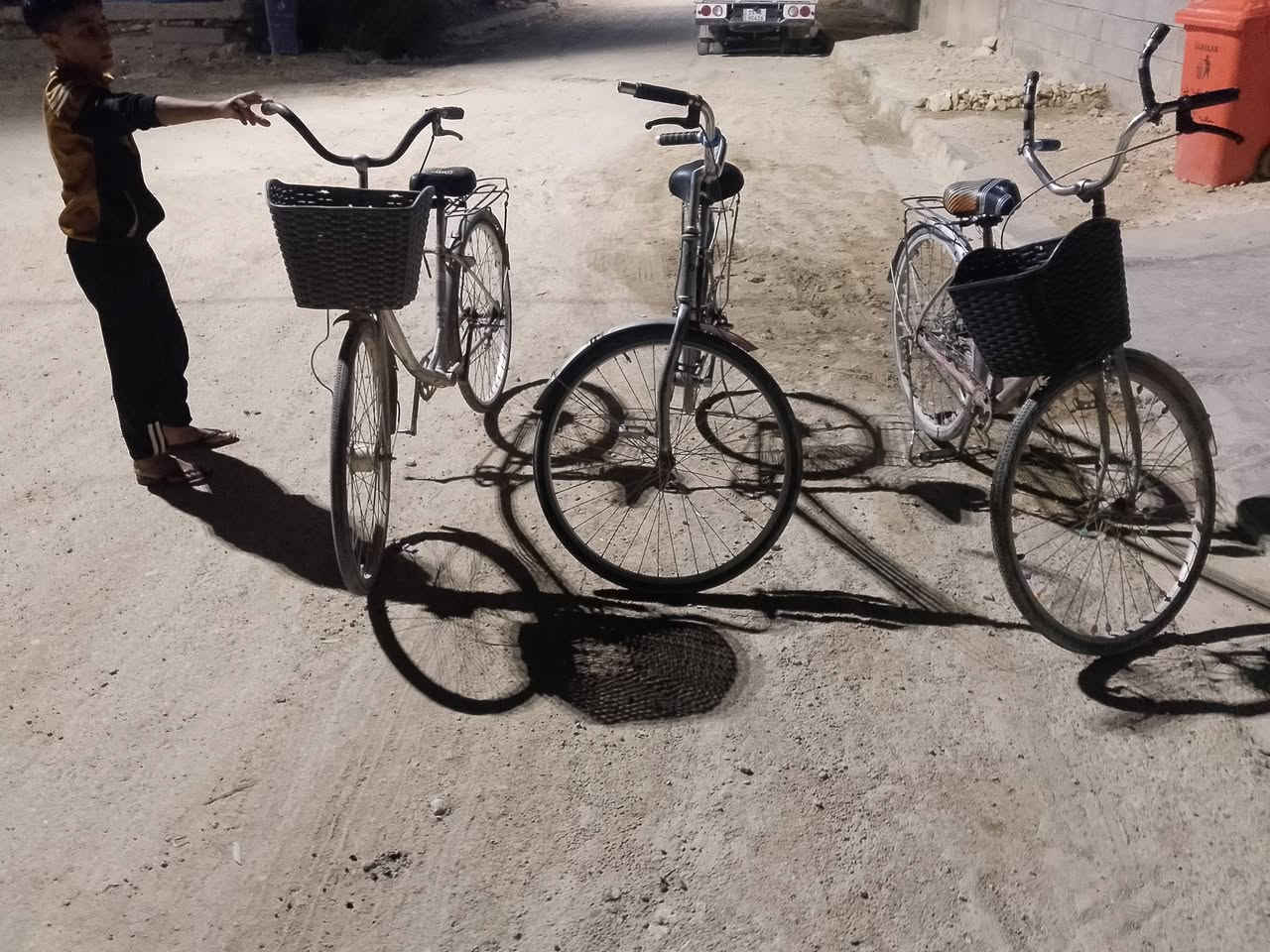 باسكلات للبيع الواحد 30 و بيهن مجال الشراي تصال  على رقم
*********** او الخاص مفتوح
