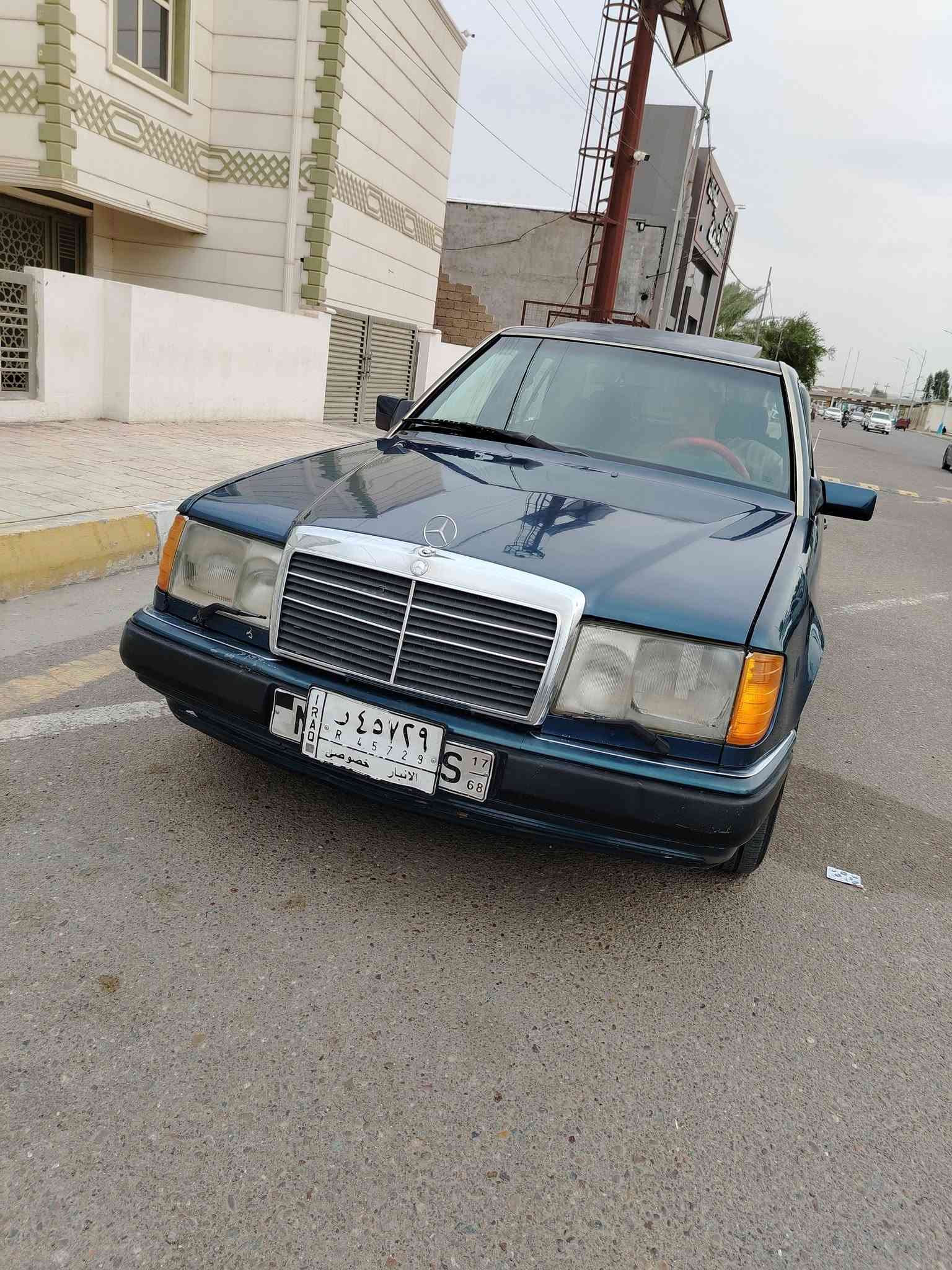 مرسيدس دب • ١٩٩٢ • انبار فلوجه