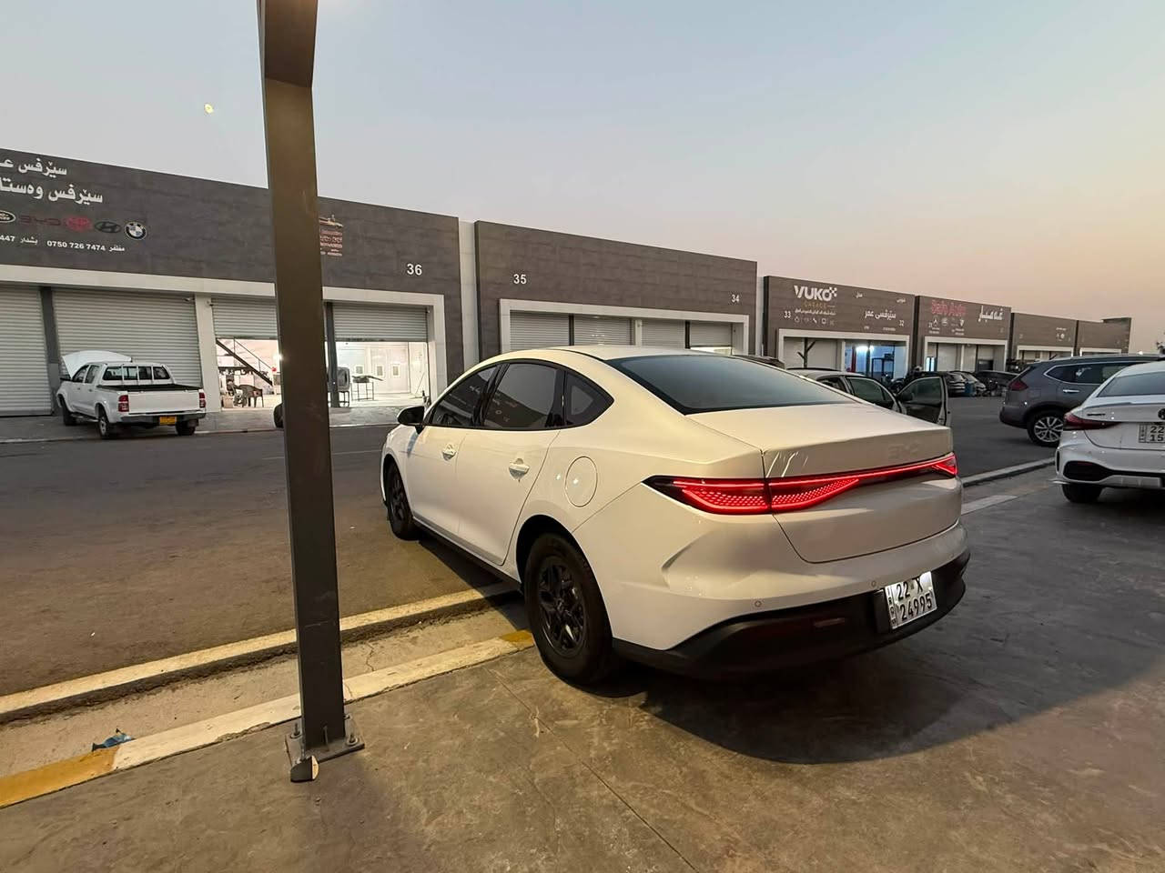 Byd seal 05 ناو زەرد ٧ هەزار ڕۆشتوە هیچی نیە بە شەرت ڕۆنی گۆڕاوە لە موتول کمالیاتی بۆ کراوە تاخم پەردەی ٧ پارچەی اصلی لەگەڵە بە ناوی خۆمە نرخی ١٤٢ ***********
