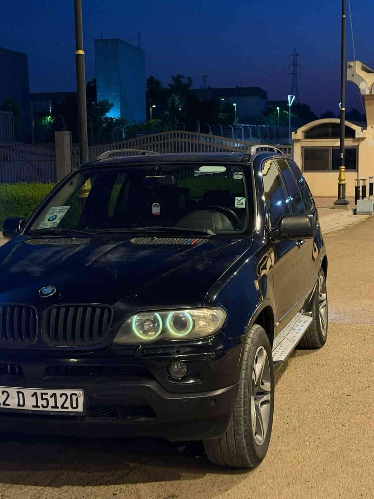 X5 بيئم موديل ٢٠٠٥ 
أعلى مواصفات مكفولة من حادث او صيغ او تبديل محرك كير تبريد كهربائيات كلها شغالة وجاهزة ومضمونة محرك ٦سلندر مسكر فانوس دوشمة جلد تحكمات ستيرن وكشنات بنروما لدات حساسات السعر ٨٠$ العنوان بغداد الجزيرة السياحية الهاتف *********** رقم شمالي الجديد
