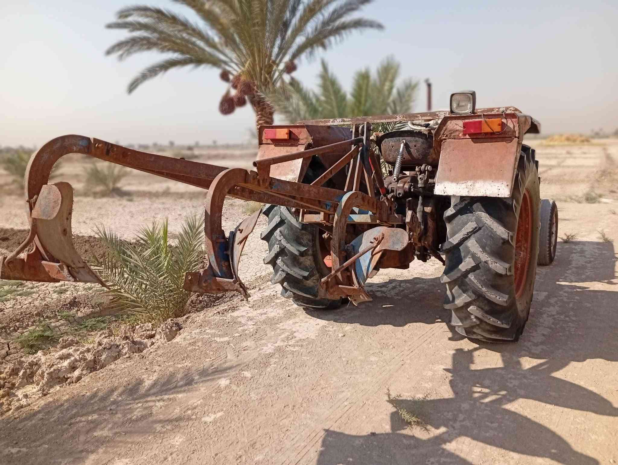 السلام عليكم عنتر للبيع 86 بدون مكفوله كفاله عامه نكره سلف جاهزه من كلشي وياهه فدان وخرماشه جديده وعربانه نضيفه المكينه مال جناي السعر 6مليون وبيه مجال الشراي بي خير ويدلل مكان بابل القاسم ناحية الطليعه.              👈🏻 ***********
