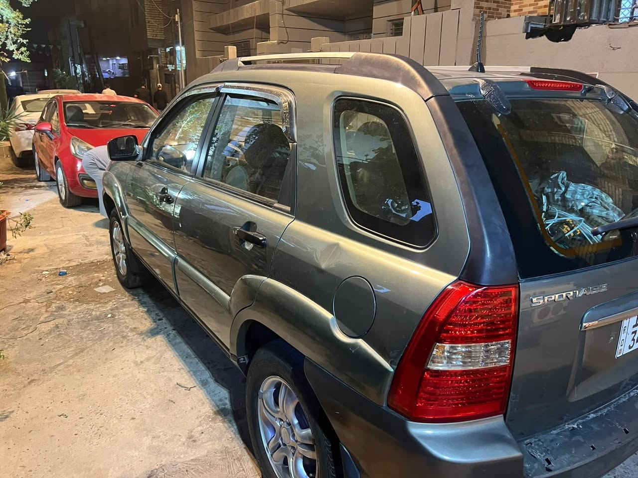 السلام عليكم كيا سبورتج خليجي موديل 2009بيها صبغ دعاميات فقط محرك كير تبريد مكفول باورستيرن جديد باتري جديد هزه ورقم جديد وسنويه بسمي
 ب97  مجال بسيط متواجد فقط على هذا الرقم***********
