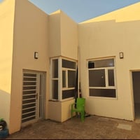 بيت للايجار • غرفة وصالة • نهاية شارع الصحة