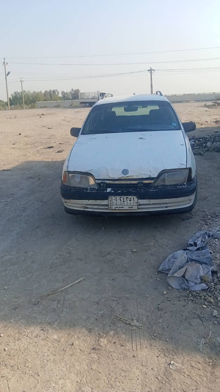 اوبل اوميكا استيشن  رقم نجف راعيها يريد مداور سنويه لل 29 مشروع وطني 
محرك يبخر حداديه يعني مو 100/100 
سياره يرادلها ترتيب دواخل حلوه للبيع اومراوس للاستفسار الاتصال *********** سوق الشيوخ, ذي قار
