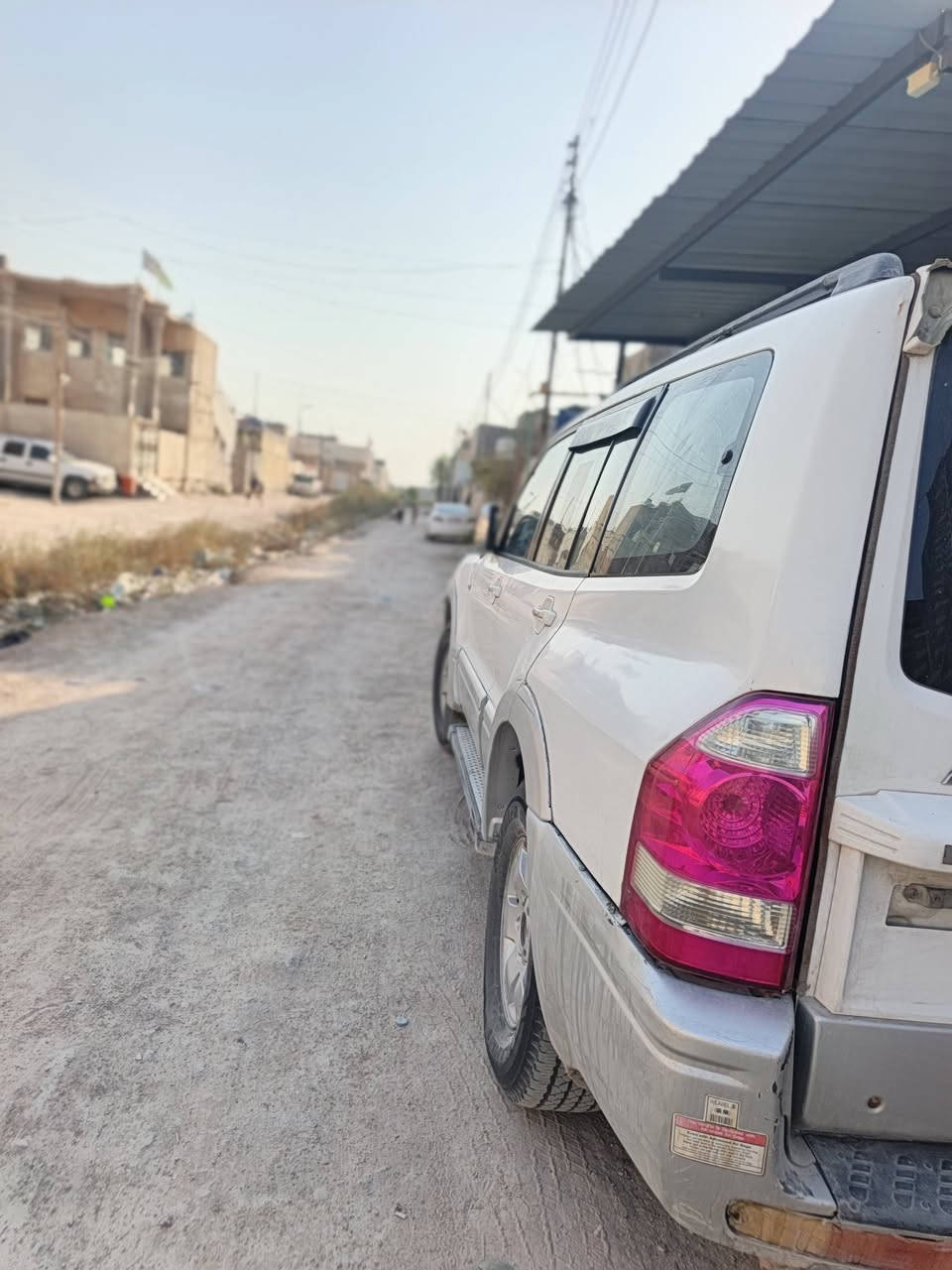 السلام عليكم 
سيارة بايجيرو 
موديل 2001
محور محرك كاز ستاركس 2007
سيارة جاهزة من كلشي 
كفالة 
رقم بغداد 

تبريد شغال 
كراسي كهرباء 
وكالة تحويل مباشرا 
السعر 60 بي مجال مكلف بنشر لحد يراسليني هذا رقم ***********
مكان البصره
