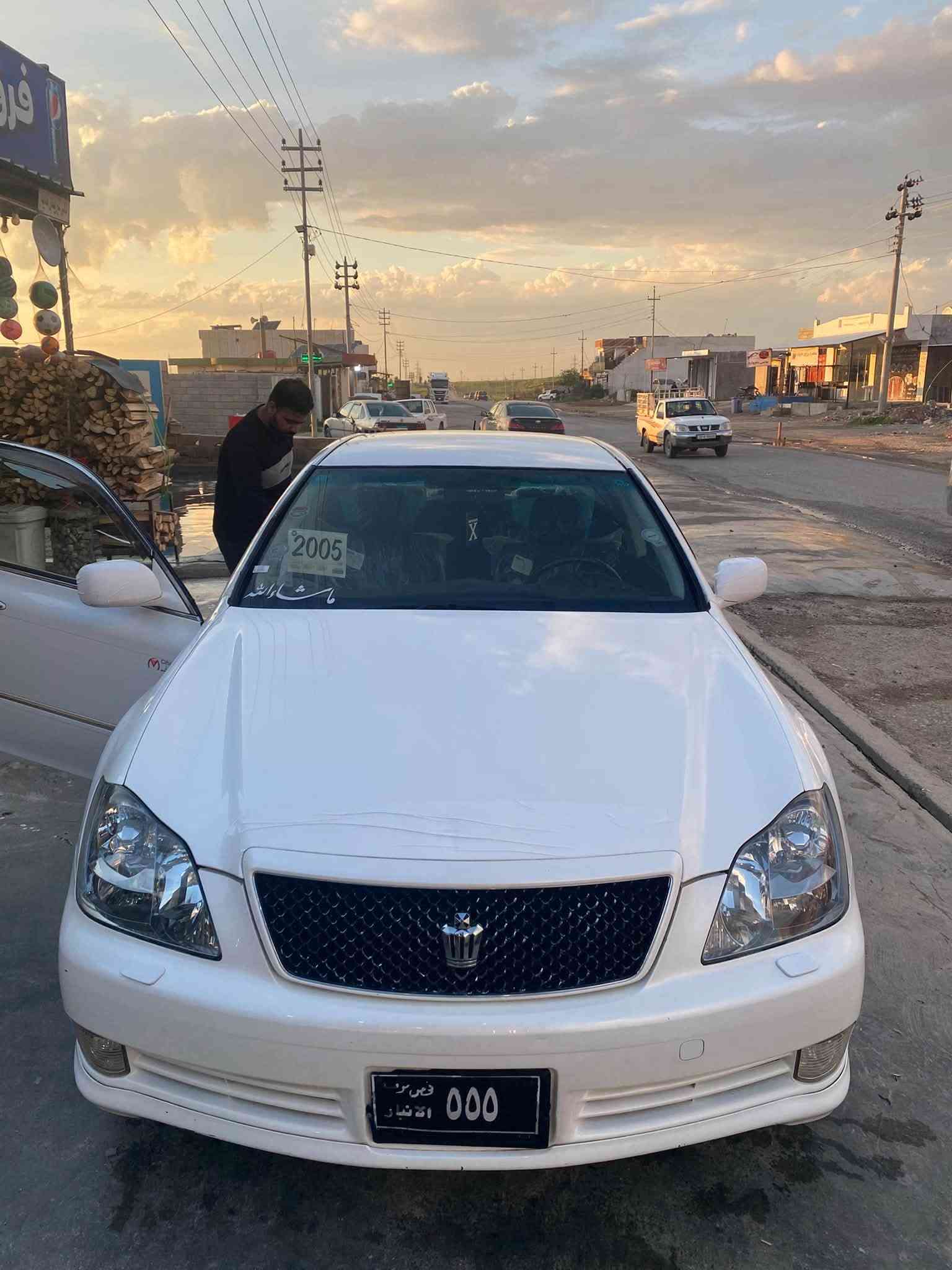 شاهینە ١٨٢ سپۆڕت 
بڕاوە بڕاوە 
٢٠٠٥
سەیارەکە نمونەیە لە جوانی بارکۆدی وەرگرتوە چوار تایەی تازەی لە ژێرە سوکان حەیزەران هندری بەسراوە کامل مەسرەف سێ دوگمەی ناو ڕەشە کوشن شامۆ 
سەقفی وەک شوشەیە بێ شوختوو بێ چاڵە سەقفو کەڤەر بەشەرت هەموو گیانی شەریکەیە زۆر پاک ماوەتەوە دەعموو لێدراوی نیە سحر ٥٣ قوفڵ بۆ مەعمەلە تەلەفون مەکە لەگەڵ ڕێزم 
شوێن ئاخجەلەر سەربە تەکێو چەمچەماڵ 
ژم. ***********
