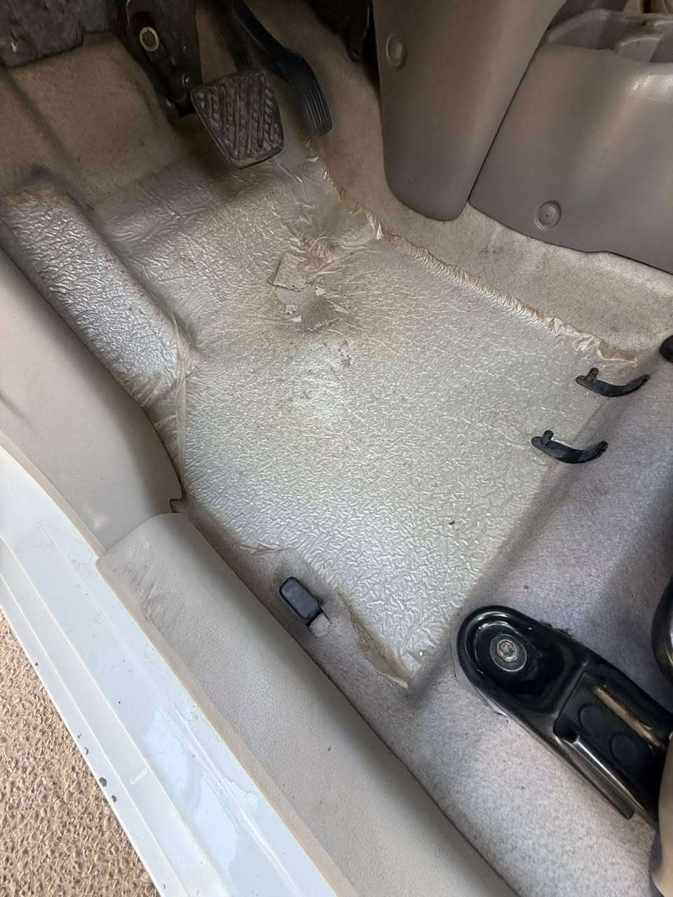 السلام عليكم البيع سني هندي موديل ٢٠٢٢ ماشيه ٣٠ ألف مكفولة من صبغ محرك وكيرعلى وضع الشركة رقم بغداد( بسمي) مكاني بغداد الحريه ***********
