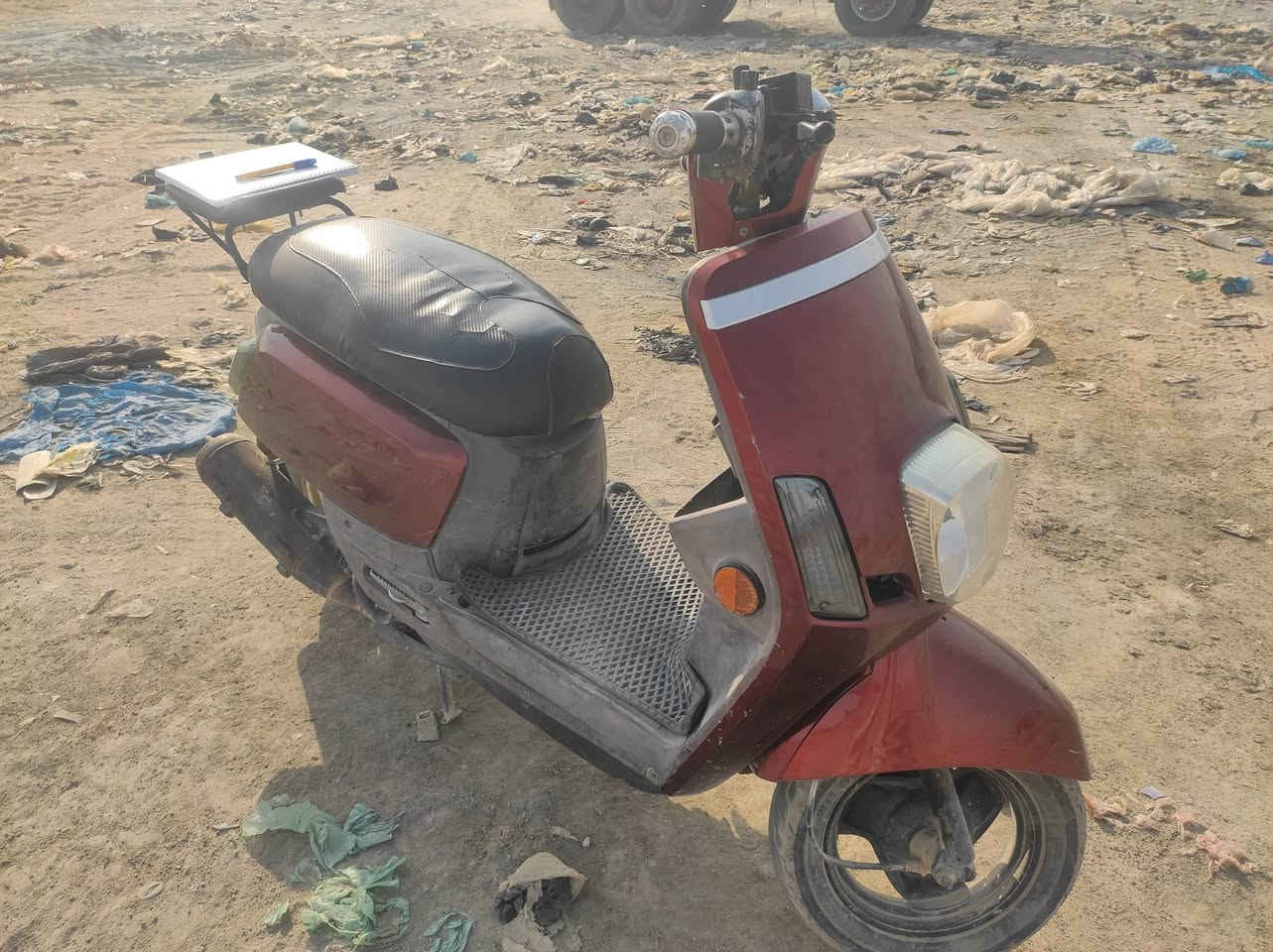 بوليس نوزل لون احمر دراجه مرتبه وحلوه مبدل كلجات فقط  مراوس بدراجه قفاز   أو دراجه غيرها متوفر ماسنجر
