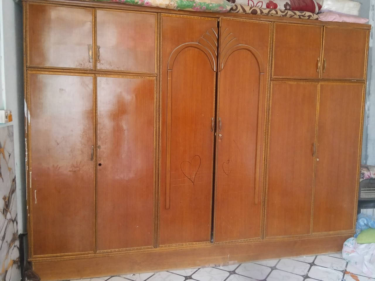 للبيع كنتور نقص يده وقفل جديد صاج مكان حله شارع 100 ***********
