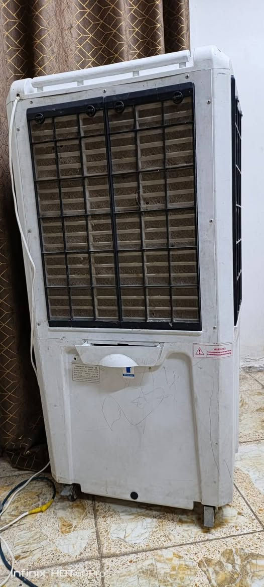سلام عليكم اخوان مبرده كفيره حلوه ونضيفه وتبريدها يخبل مال محلات وغرف دبل واتربم تجي تفحص اذه معجبتك لا تاخذها  ***********
