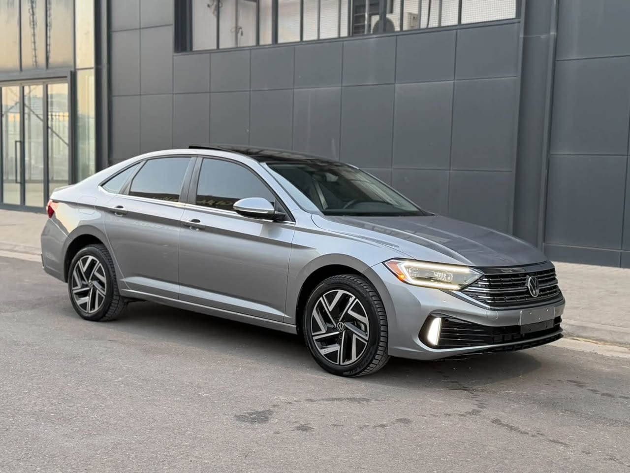 Jetta SEL premium
مۆدیل 2024 
پەڵەیەک بۆنیت بۆیاخە بێ ناو گرتن 
بێ ایرباگ نەتەقیوە
ژمارە کاتیە 
راديتر و لايت شركه هى خويه تى 
لە سلێمانیە
***********

jetta SEL premium 2024
41 الف ميل ماشبه 
ربع البنيت بدون دواخل
محرك 1500 توربو 
رقم كاتي 
صور الحادث بمنشور 
رايترات + لايتات شركه مال نفس السياره 
عنوان سليمانيه
