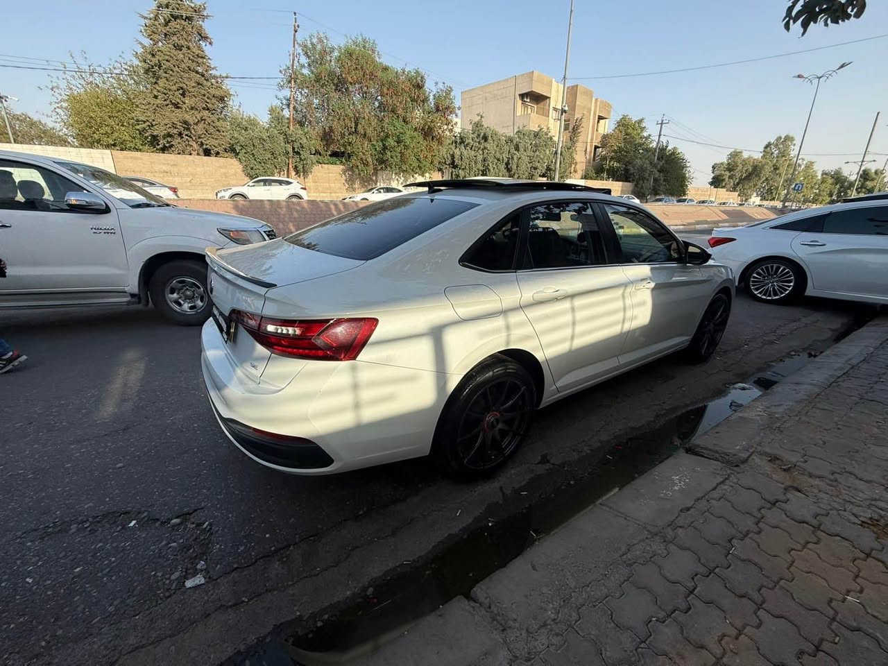 سلام علیکم 
ڤۆلکسواگن / جیتا 
مۆدیل / ٢٠٢٣
رۆیشتن / ٥٩٠٠٠ کیلۆمەتر 
سبوغ / ١ پارچە بەس بۆنیت 
رەقەمی ساعێبی / *********** أربيل, العراق
