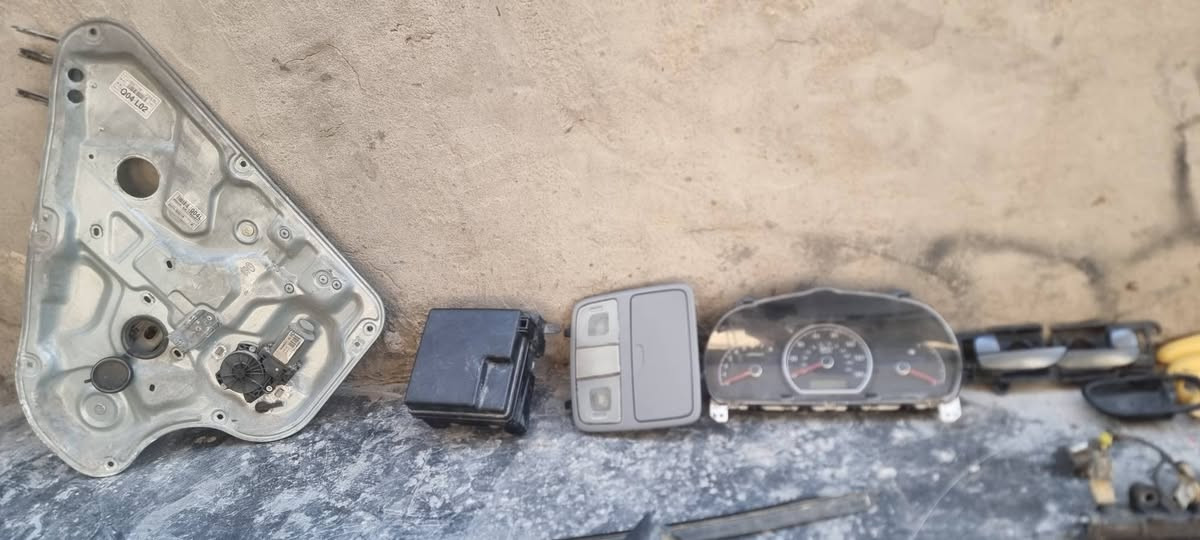 سلام عليكم غراض النتره مقدس أمريكي بك لايت تخم بخاخات ترايش قماره مكينة جام عندي تخم كامل تخم يدات أبواب دوس تخم  قاعدة فيوزات جديده كيجات مكان بابل سيف سعد قرب مركز شرطة الورديه تصال ***********
