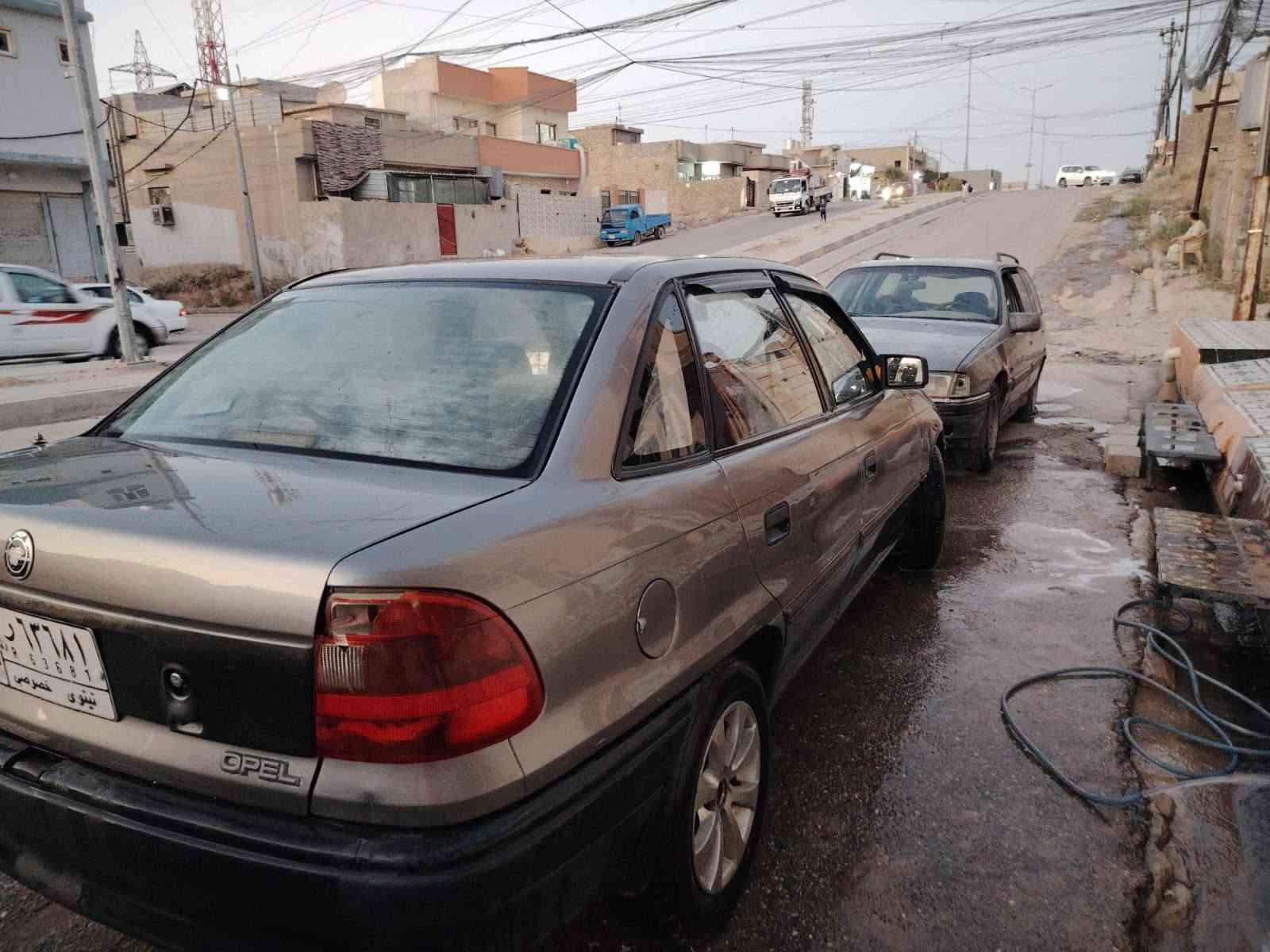 اوبل استره • ١٩٩٣ • توماتيك
