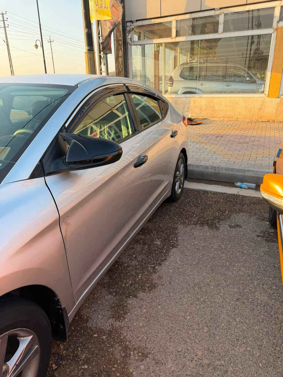 النترا وارد امريكي  مديل 17 كير مكينه تبريد كفاله بيها 3 قطع صبغ سياره بسمي  العنوان كوت الخاجيه ***********واتساب  *********** السعر 115$ بيها مجال

