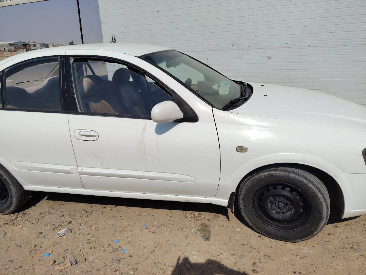 إعلان بيع سيارة
🚗 للبيع سيارة سني

🔹 إنكليزي
🔹 نضيفه ومرتبة
🔹 ضررها بنيد وجاملغ
💰 السعر: 80 ورقة، وبيها مجال
📞 للاستفسار: ***********

للجادين فقط 🌹
