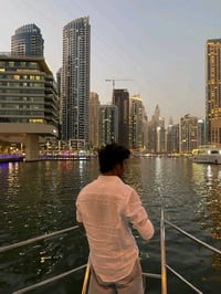 بلازما نوع ساميكس حجم 32 نظيفة بس من أدخل ع يوتيوب يتاخر الاستجابة بس ...