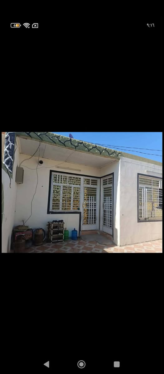 دار للبيع بابل جبله حي الشرطه المساحه 200 متر يحتوي علئ غرفتين نوم حمام داخلي مناور 2 مطبخ مظيف هول السعر 33 او بي مجال ***********
