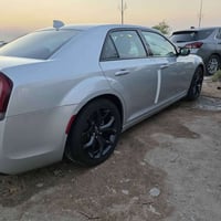 كرايسلر ٣٠٠ • مكينة ٣٫٦ • ٢٠٢١