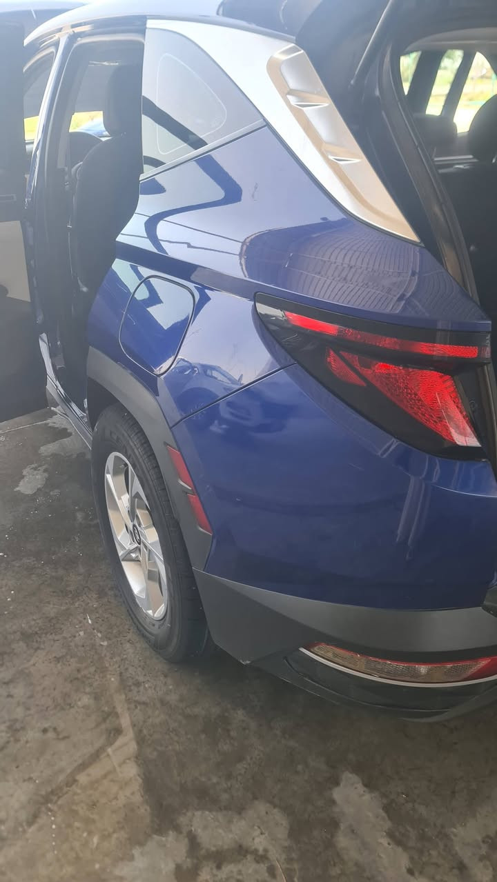 توسان 22 للبيع 
بيه 3 قطع صبغ  مواصفات عاديه لاتبخير ولاصرف ولادونز تخم تاير حداديه جديده ماشيه 77  رقم اربيل بأسمي 
مكانه الاسكندريه سعره 155 وبيه مجال بيع مستعجل 
***********
