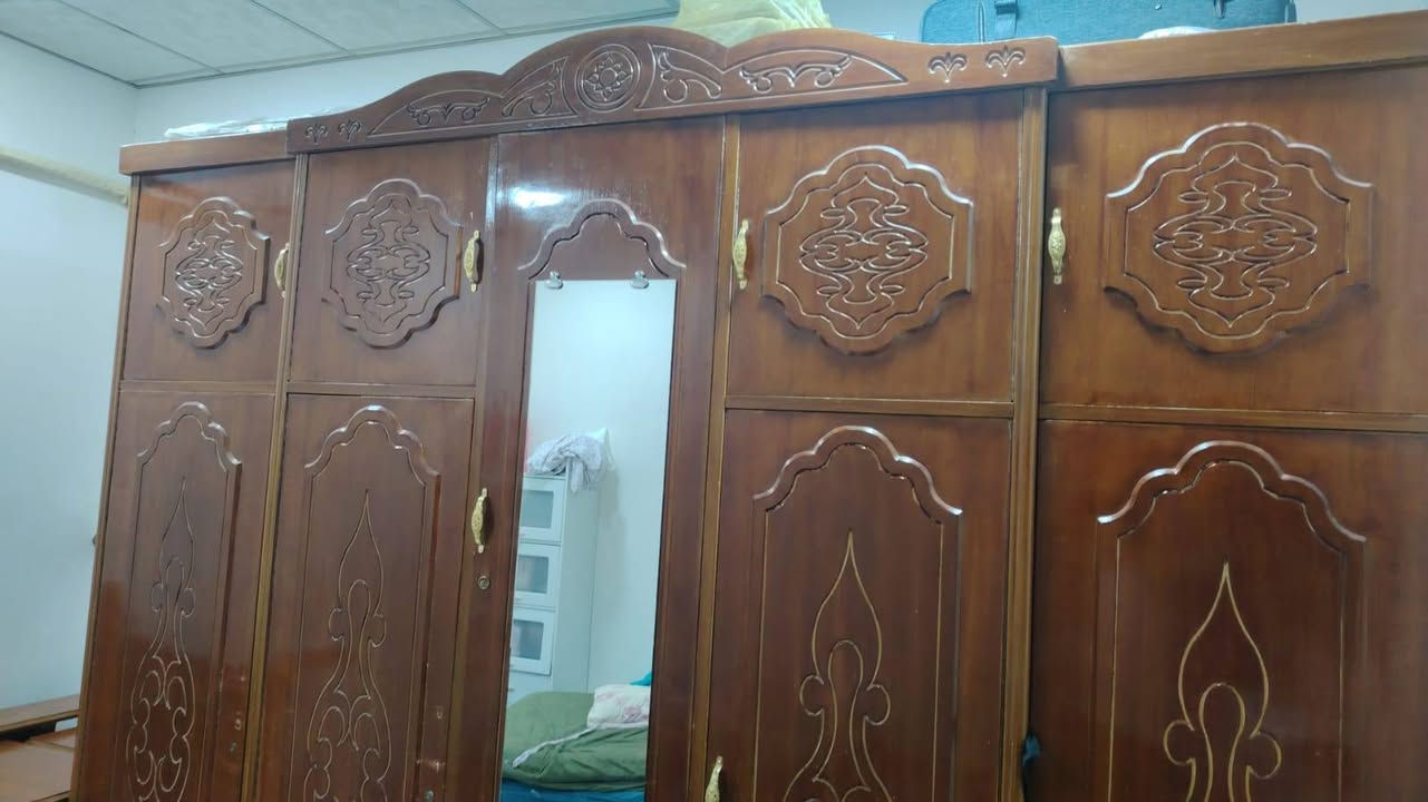 غرفة صاج درجة اولى ثقيل للبيع العنوان بصرة شط العرب
للاتصال ***********
