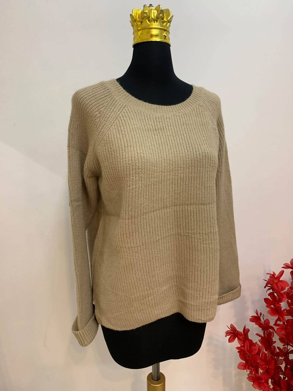✨ جمان الرحمة | ملابس بالة جديدة ✨

👗 اختصاصنا ملابس نسائية وأطفال
تشكيلة مميزة، قطع حلوة وأسعار مناسبة 🤍

🧥 كوتات وستر
👚 بلوزات
🏠 ملابس بيت
👧 ملابس أطفال
✨ وتشكيلات جديدة تنزل باستمرار

📍 موقعنا: كاطون الرحمة – مجاور قاعة تاج للأعراس

📞 للطلب والاستفسار:
***********

📲 Instagram:
@jouma_style

🎵 TikTok:
@jouman_style

🤍 جمان الرحمة — كل قطعة إلها حكاية
