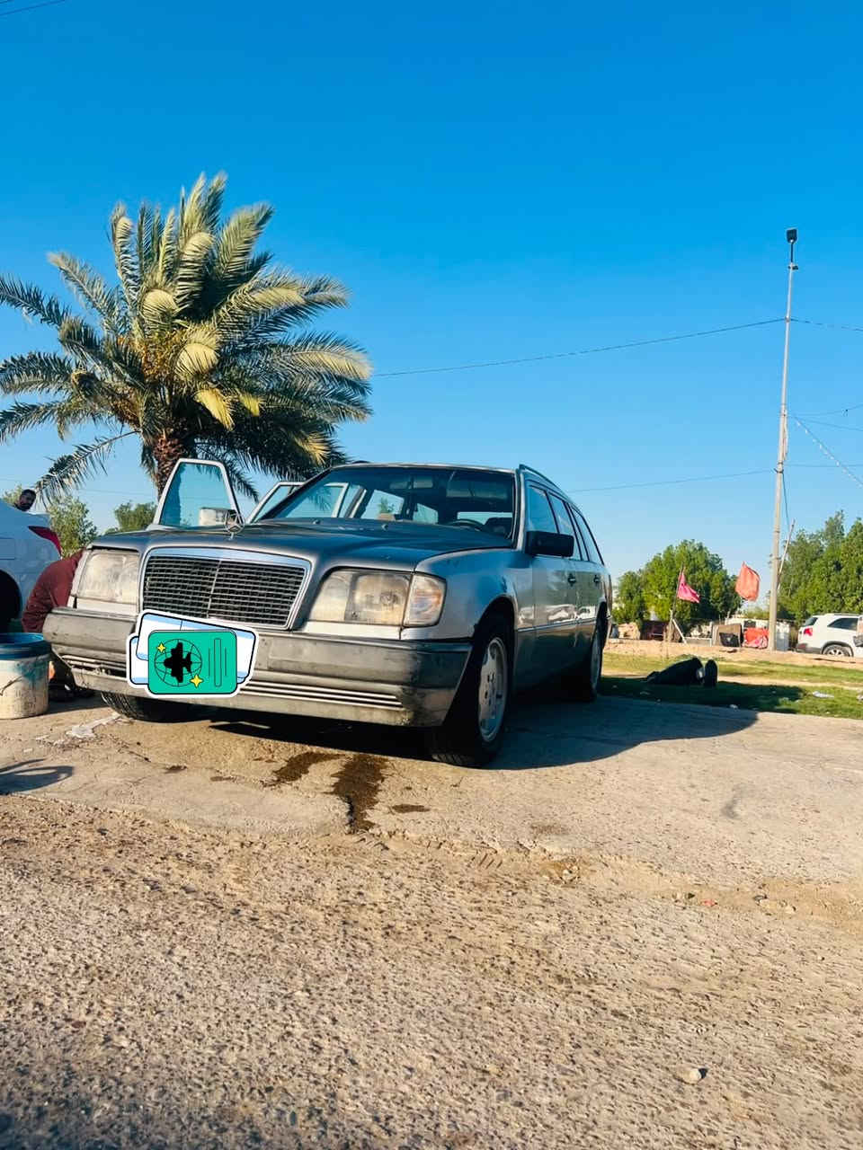 للبيع مرسيدس E230 (دب) ستيشن – بلادية

السلام عليكم ورحمة الله وبركاته 🌹

مرسيدس E230 (دب) ستيشن، محرك بلاد، 4 سلندر، السيارة بحالة ممتازة وجديدة جداً، وأحلى من الصور.

🔹 حدادية جديدة جداً
🔹 ABS شغال
🔹 جميع الكهربائيات شغالة
🔹 سلايت روف شغال
🔹 السيارة بدون حادث وبدون خياس
🔹 الغرفة نظيفة جداً
🔹 الكشنات كلها جديدة ومغلفة للمحافظة عليها، ما عدا كشن السايق بيه مزك بسيط
🔹 التبريد يحتاج راديتر فقط، والباقي موجود وشغال
🔹 قواعد دبل شركة ومكفولات
🔹 الشواصي مكفولات
🔹 السيارة أصل E230 أربعة سلندر
🔹 واصل بالسنوية ستيشن
🔹 الرقم بغداد – مشروع وطني
🔹 تحويل نفس اليوم

📍 مكان السيارة: النجف الأشرف
واتساب 📱*********** 

💰 السعر: 48 وبيها مجال بسيط للجاد فقط.

والاعتذار على الإطالة، والسيارة بالحقيقة أحلى من الصور 🌹
للجادين فقط.
