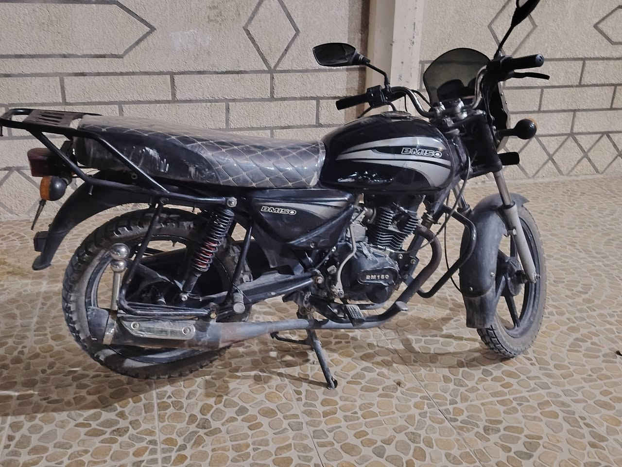 للبيع بي أم ٢٠٢١ دراجه جديده شلعه تشك الكاع أي نقص مابيها كامله من كلشي كلها شغاله أوراق موجوده السعر ٧٠٠ وبيها مجال مكان ديالى تقاطع الوجيهيه ***********
