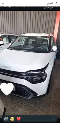 كيا كارينز للبيع موديل ٢٠٢٤ رقم اربيل مكان السيارة بغداد الكرخ .٦ راكب...