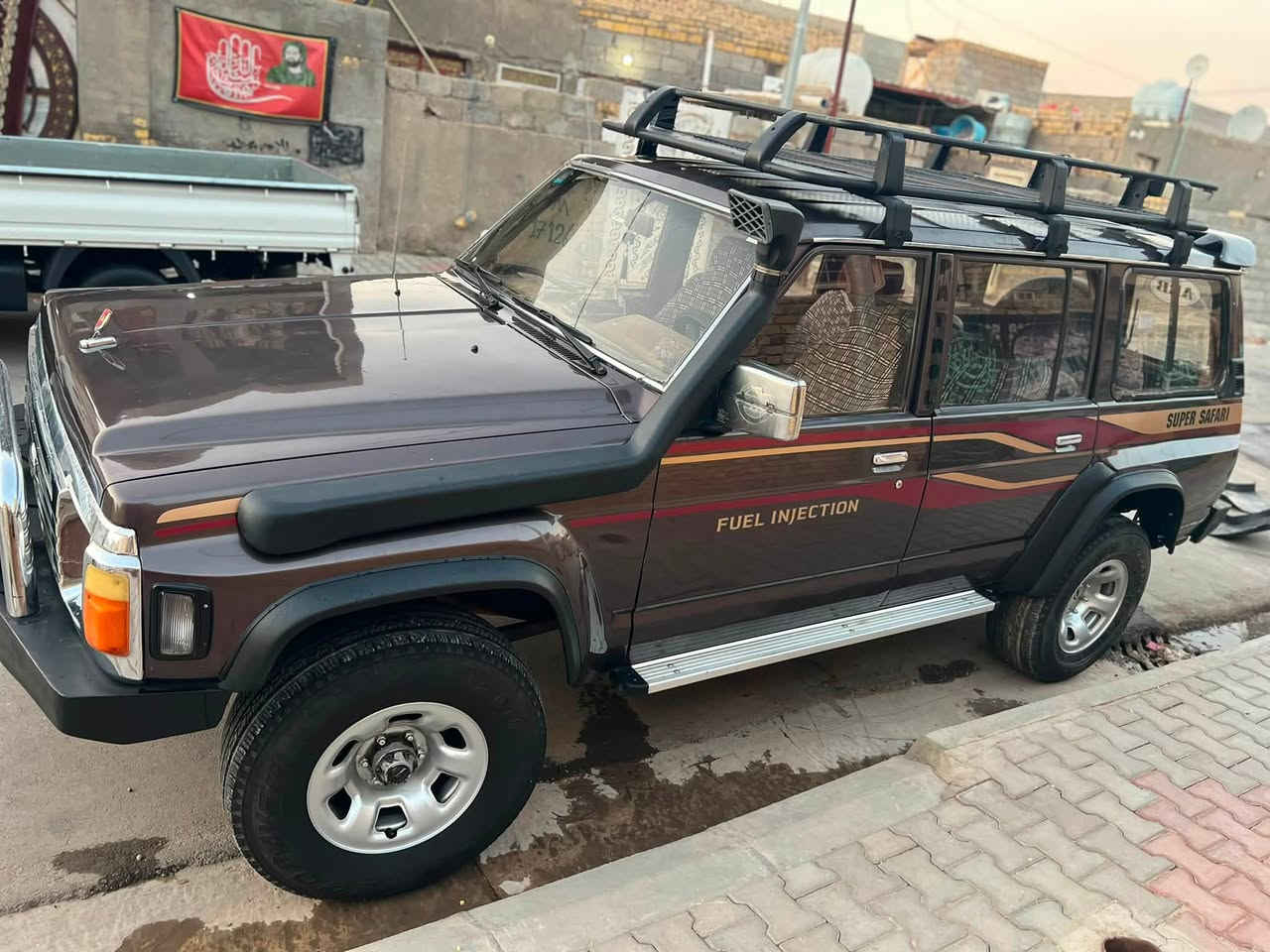 نيسان باترول سوبر سفاري فول مواصفات
لون مميز
موديل 1992
مكينه 4500 كابريتر
منضومه غاز 120 لتر
ثلاث قطع تبريد
دفلوك
باسمي رقم إنكليزي 
كلشي شغال بيها من الدعامية للدعاميه 
العنوان واسط كوت
السعر 83 ورقه
***********
