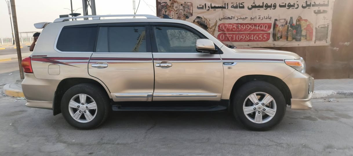السلام عليكم
سيارة لاند كروزر (GX.R)  2008 محدثة 2014
سيارة مكفولة محرك _ گير _ حدادية 
سيارة نظيفة 
بيها صبغ 3 قطع 
العنوان : بصرة _ حي الحسين 
الرقم : ***********
السعر : 250$
