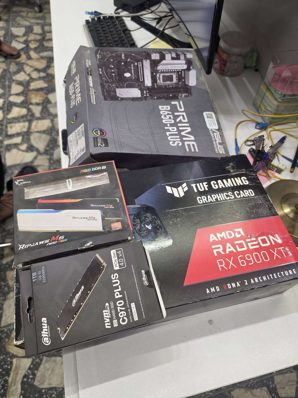 كيس للبيع
R7 7700 كرت داخلي 

B650m Asus Plus prime 

Ram 32 6000 DDR5 G.skill

Rx 6900xt tuf gaming

M.2 1t d @/hua Gen 4 

P.w BN750 Segotep p.5

للتواصل 

***********
***********
