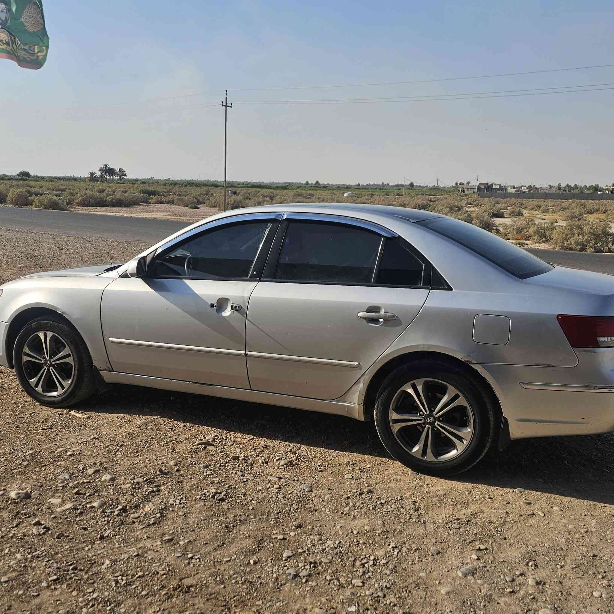 سلام عليكم سوناتا 2012 لون رصاصي السياره بيها 5قطع ابيعلك حزام وبيها جراد قليل السياره وارد كوري بيها منضومه غاز وبانزين مشترك العنوان واسط الزبيديه 
التواصل :***********
