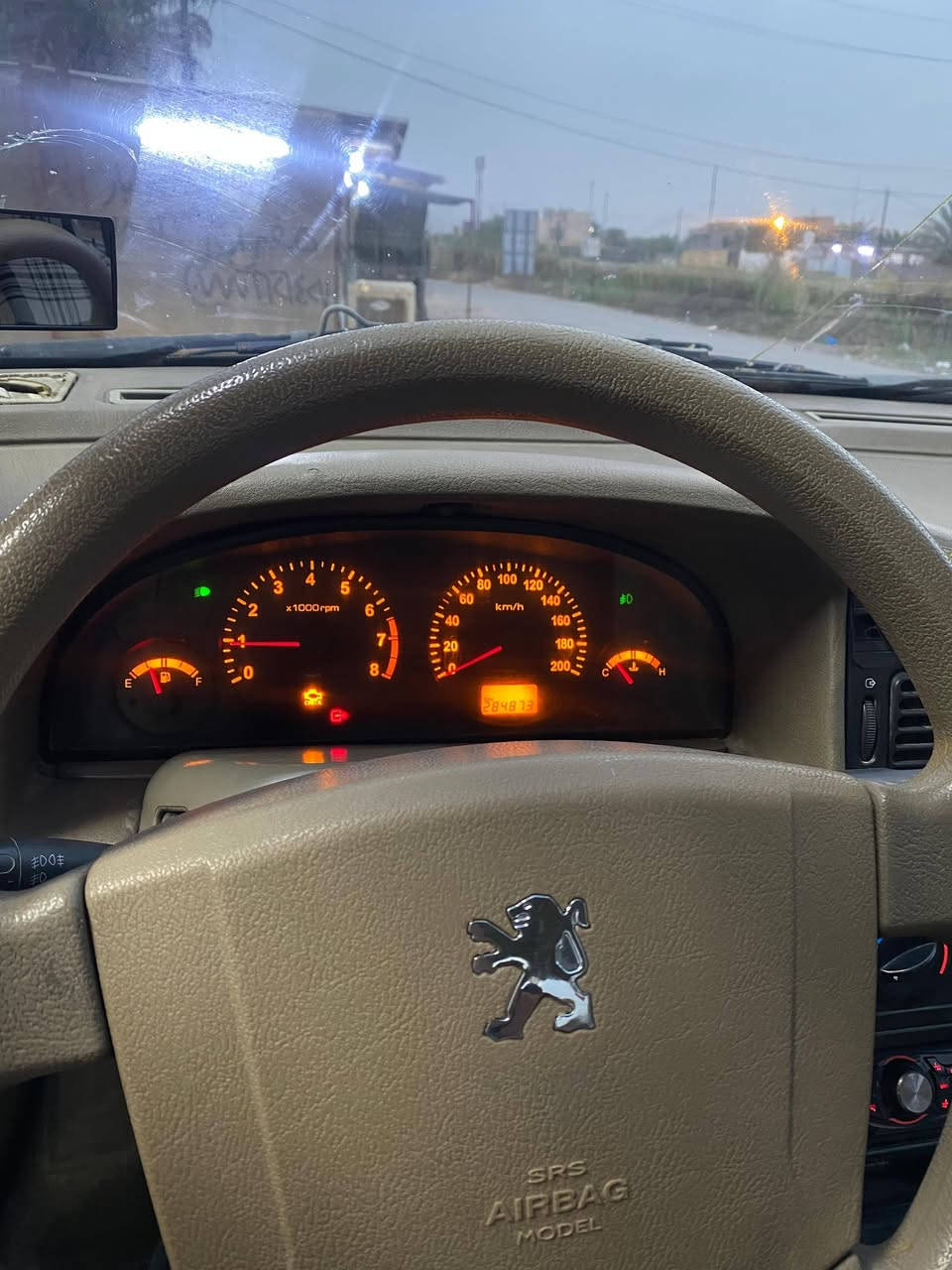 من رخصت الادمن
بيجو لميس للبيع موديل ٢٠١٥ سياره كير مكينه تبريد حداديه تخم تاير كله جديد والسياره خير من الله كله مبدل عليدي تراي وين ميعجبك والكشر شوفت عينك سعره ٤٣ $وبيه مجال بسيط
مكان السياره الدوره نهايه شارع ٦٠
للستفسار
***********
