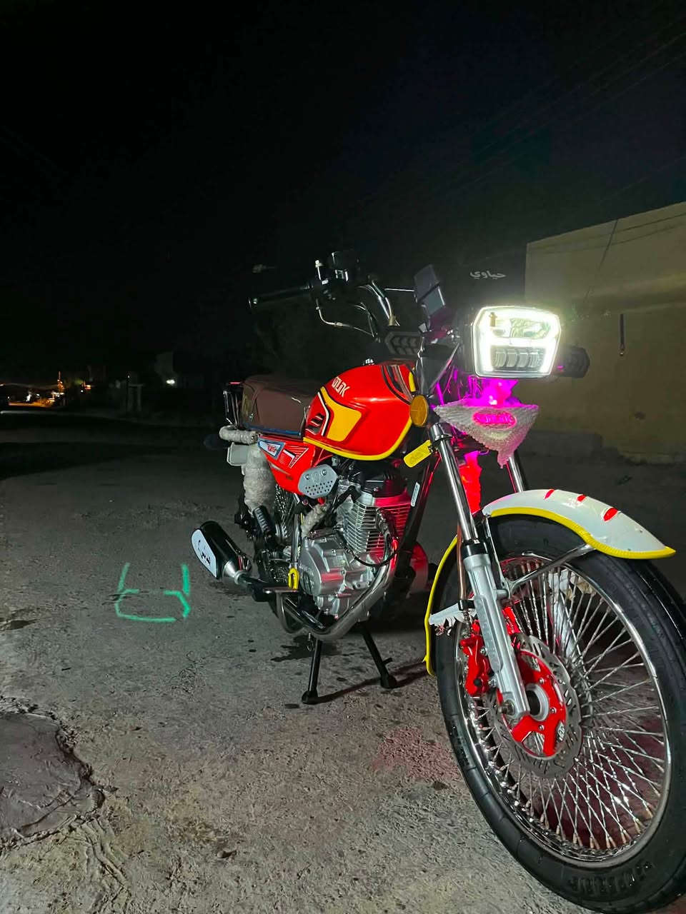 سلام عليك درجة تايكر مديل 24 نضيفه كفاله عامه من كلشي سعر خاص ***********
