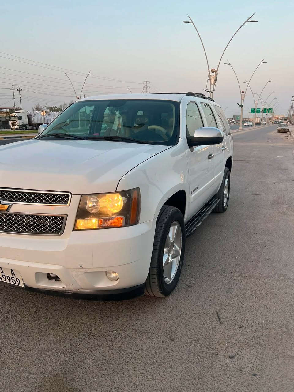 تاهو 7
LTZ فول 1/1
 كفاله عامه ضربه صبق  كير محرك    
وارد خليجي  رقم بغداد دولي 
شاشه لايت زنون  ارضيه جلد  
  8سلندر.    
 العنوان بصره  شط العرب الجزيره  
رقم الهاتف   ***********  
واتساب ***********
السعر 179

