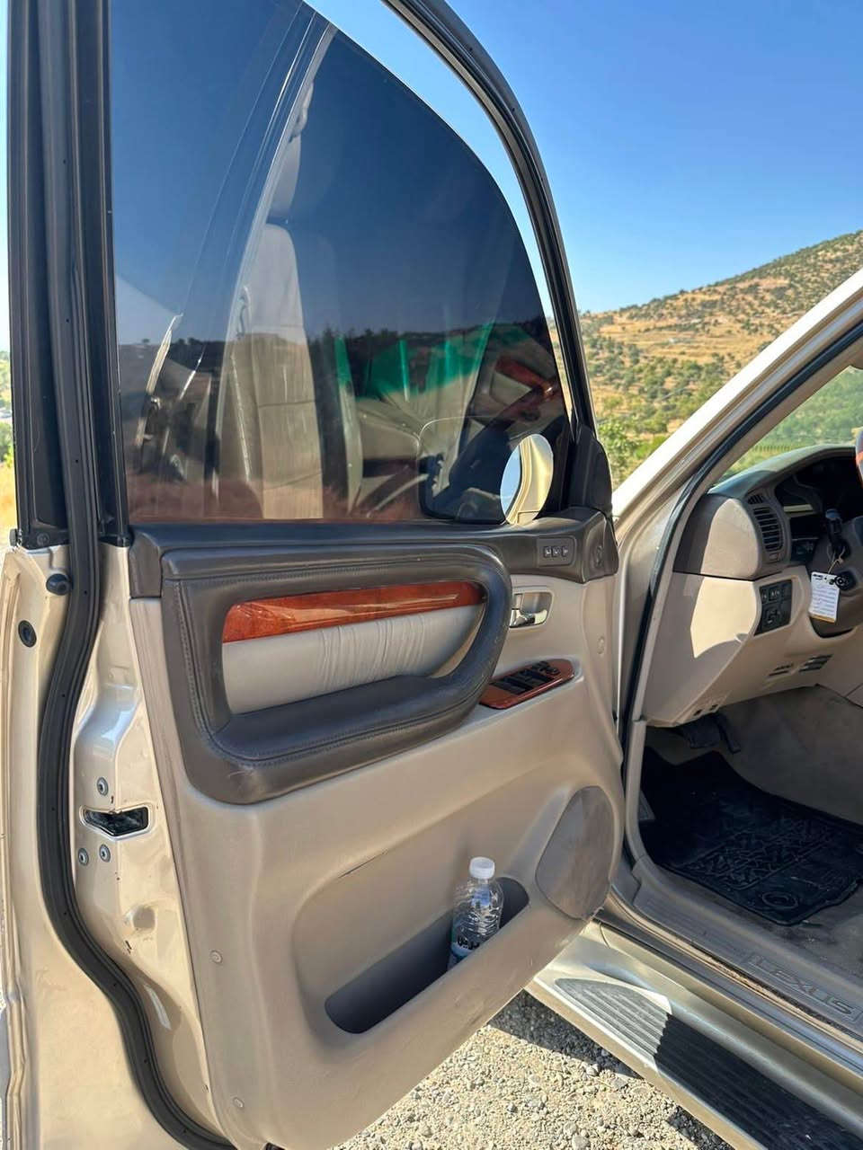 ليكسز موديل ٢٠٠٢ فول فول مكينه ٨بستن كير مكينه ده بل ئه كسن ب شه رت ته بريد  ساردو گه رم بشه رت ٣ ريزكوشن كوشن كاره باي  خه زن و هيته ر سلايت  سياره جوبلييس  به رز و نزم ده بيت كاره باي ب شه رت ٤ تايره جديد ده عم و ليدراو و وه ركه راو ب شه رت سياره كه علوجه كه فيلي مالي مه ده ني ده كه م نرخي ٩٨ گه لا كيمكي مجال 
*********** دهوك, العراق
