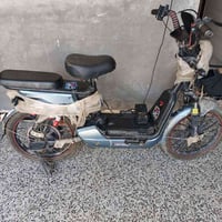 دراجه شحن للبيع بطاريات نضيفه سويج بصمه تايرات بلجيس دراجه كامله ما بي...