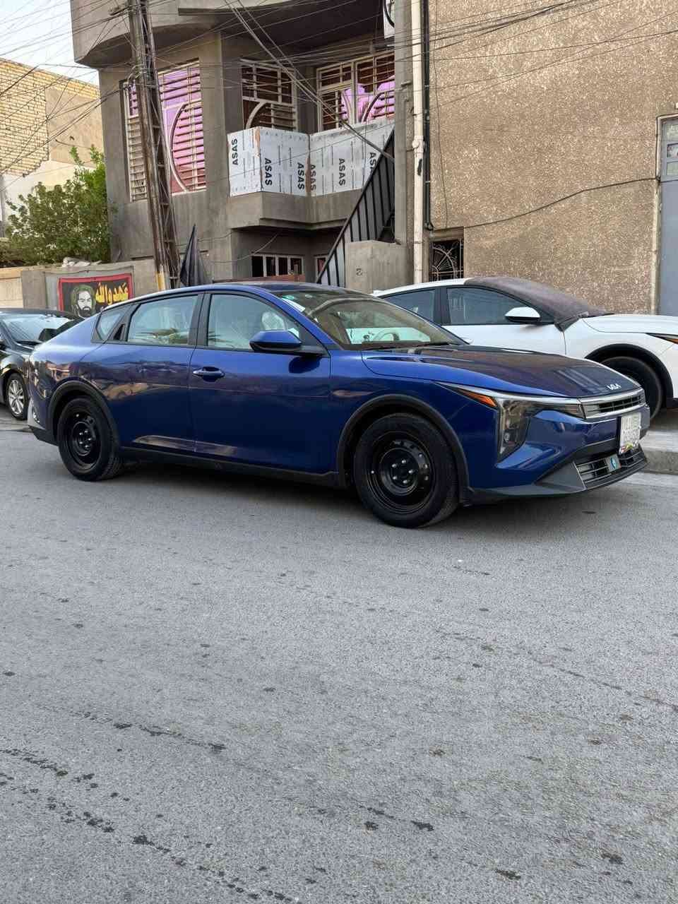 للبيع كيا كي فور شهداء
2025
مواصفات  LX
الون ازرق 
السعر   155 $

***********

مكان السيارة 
بغداد الجديدة- الامين الثانيه

ضربته موضحه بالصور
