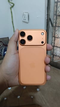 آيفون XR • ٦٤ • بطارية ١٠٠