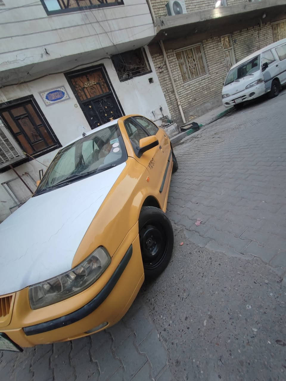السلام عليكم 
سمند موديل 2011
مكفولة من الضربه ولصبغ والتبديل 
كير ومحرك جدد ناعمات 
رقم بغداد 
مراوح وموطورات جدد
صدر امامي خلفي جديد ايساكو 
تخم تأير جديد 
ابطاين البيبان نضيفات 
غرفته جديده لوك
 مصفره هيئة وغرامات 
ترايك وين ميعجبك 
مكان بغداد مدينة الصدر 
الشراي يتصل وبخدمته بي واتساب هم  ***********

ملاحظة السياره مال جناي ومتعوب عليه
