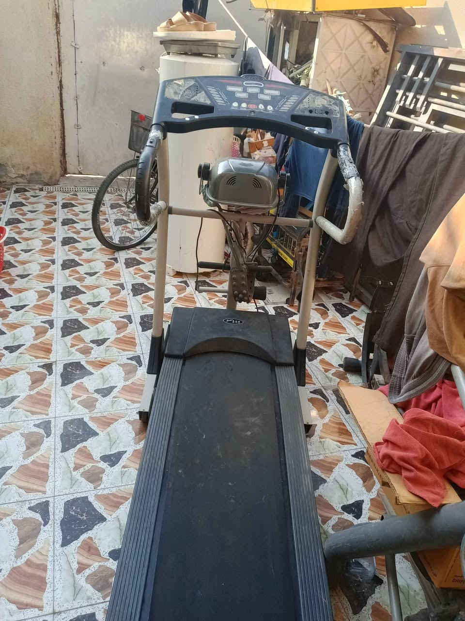 هسلام عليكم عندي جهاز جري ما عرف شنو عطله البيع نضيف سعر 75 الف بيه مجال رقم الهاتف *********** واتساب
