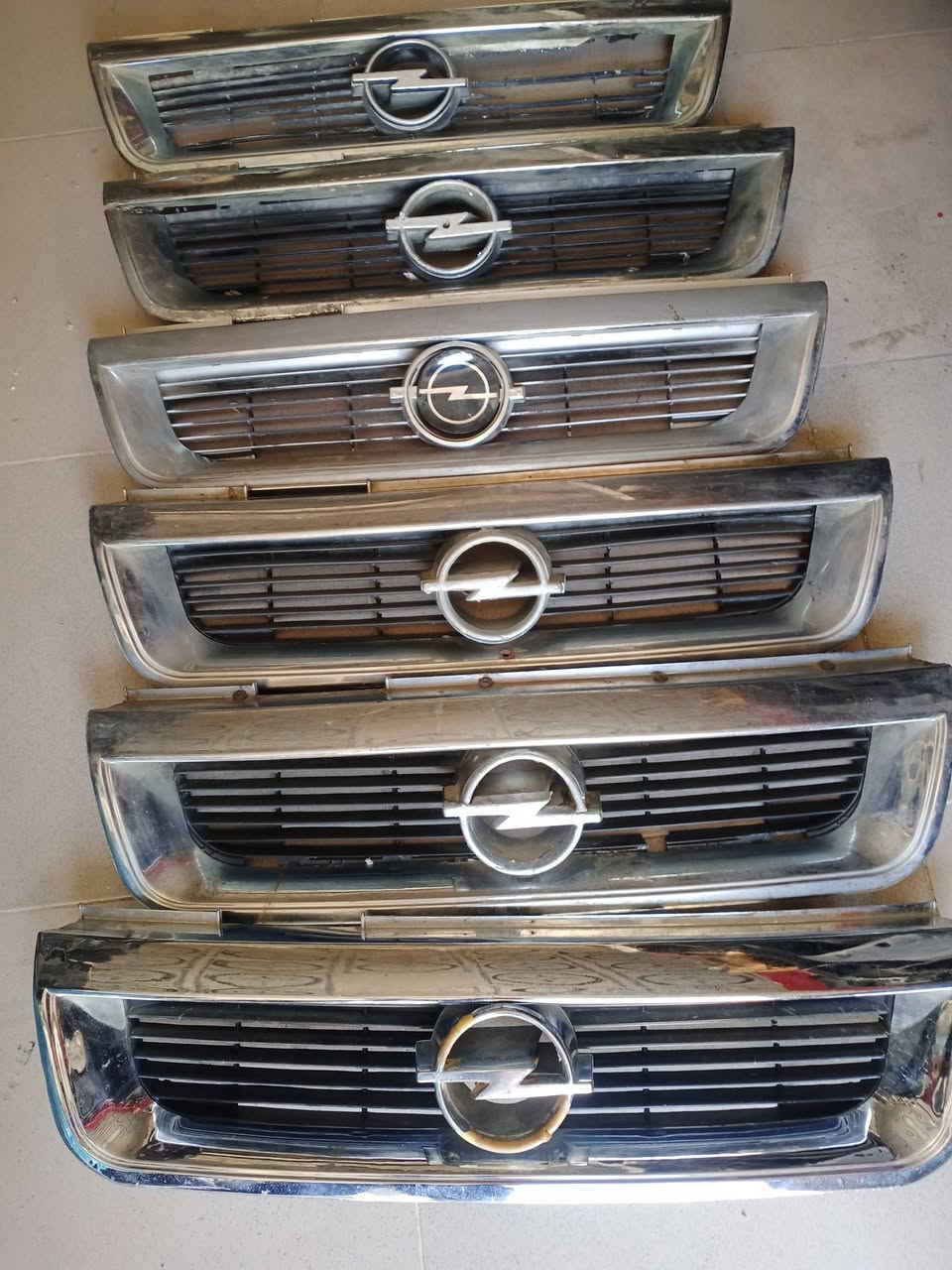 مرحبا بكم مجددا من عالم ال opel اغراض وقطع غيار للبيع ومراوسة الاسعار بالتعليقات يوجد خدمة تبديل اغراض العنوان كركوك مقابل دائرة الجوازات فرع كراج امين كماليات علي ***********

